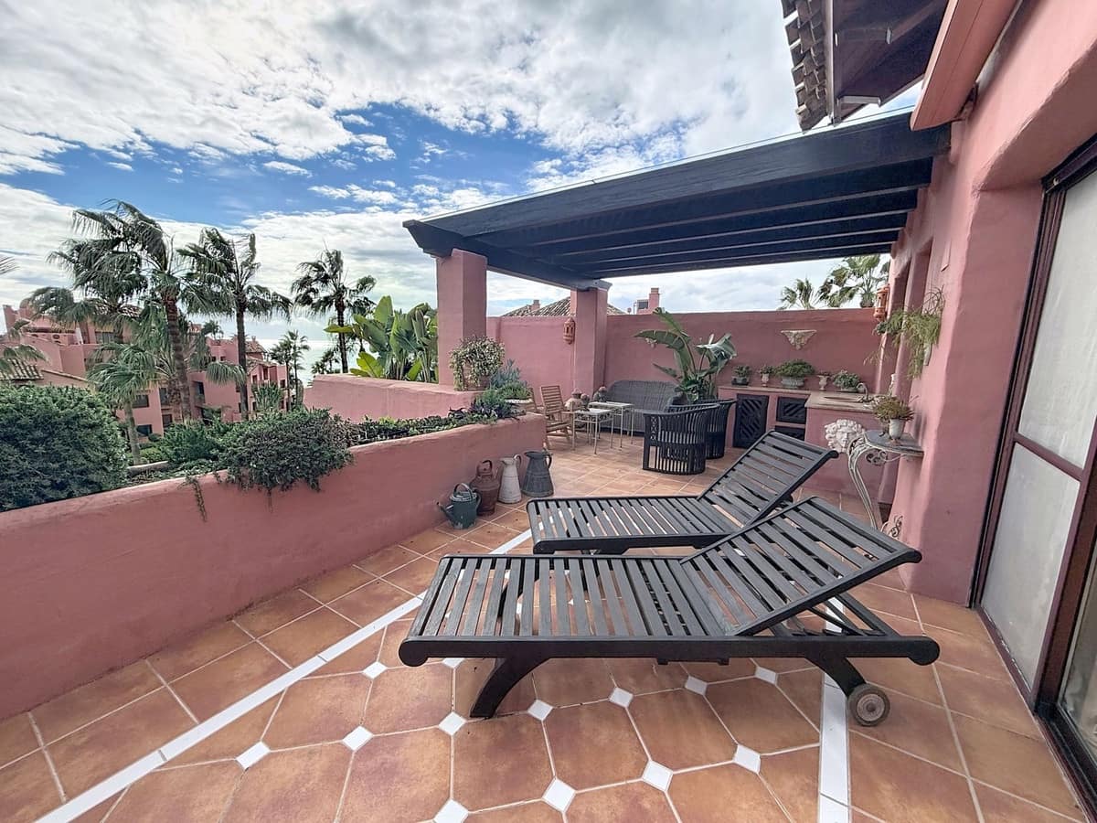 Ático de 3 habitaciones en Costalita en venta con piscina garaje - 1.799.000 € (Ref: 9699191)