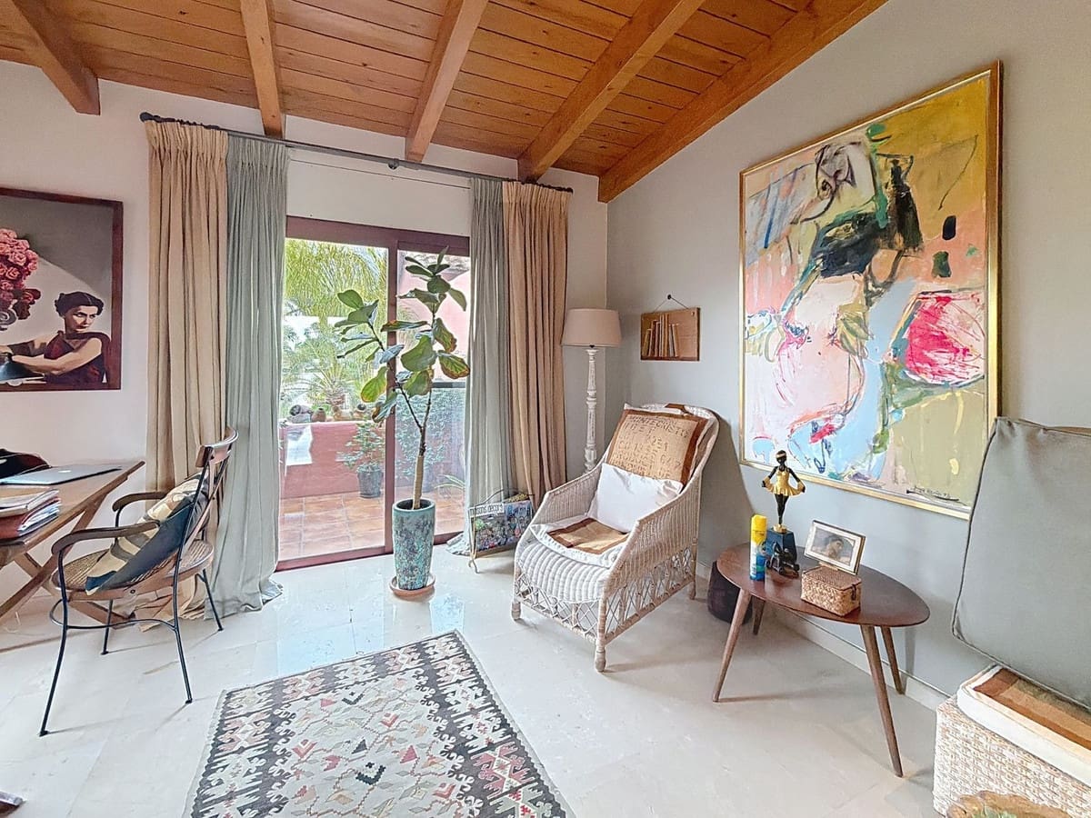 Ático de 3 habitaciones en Costalita en venta con piscina garaje - 1.799.000 € (Ref: 9699191)