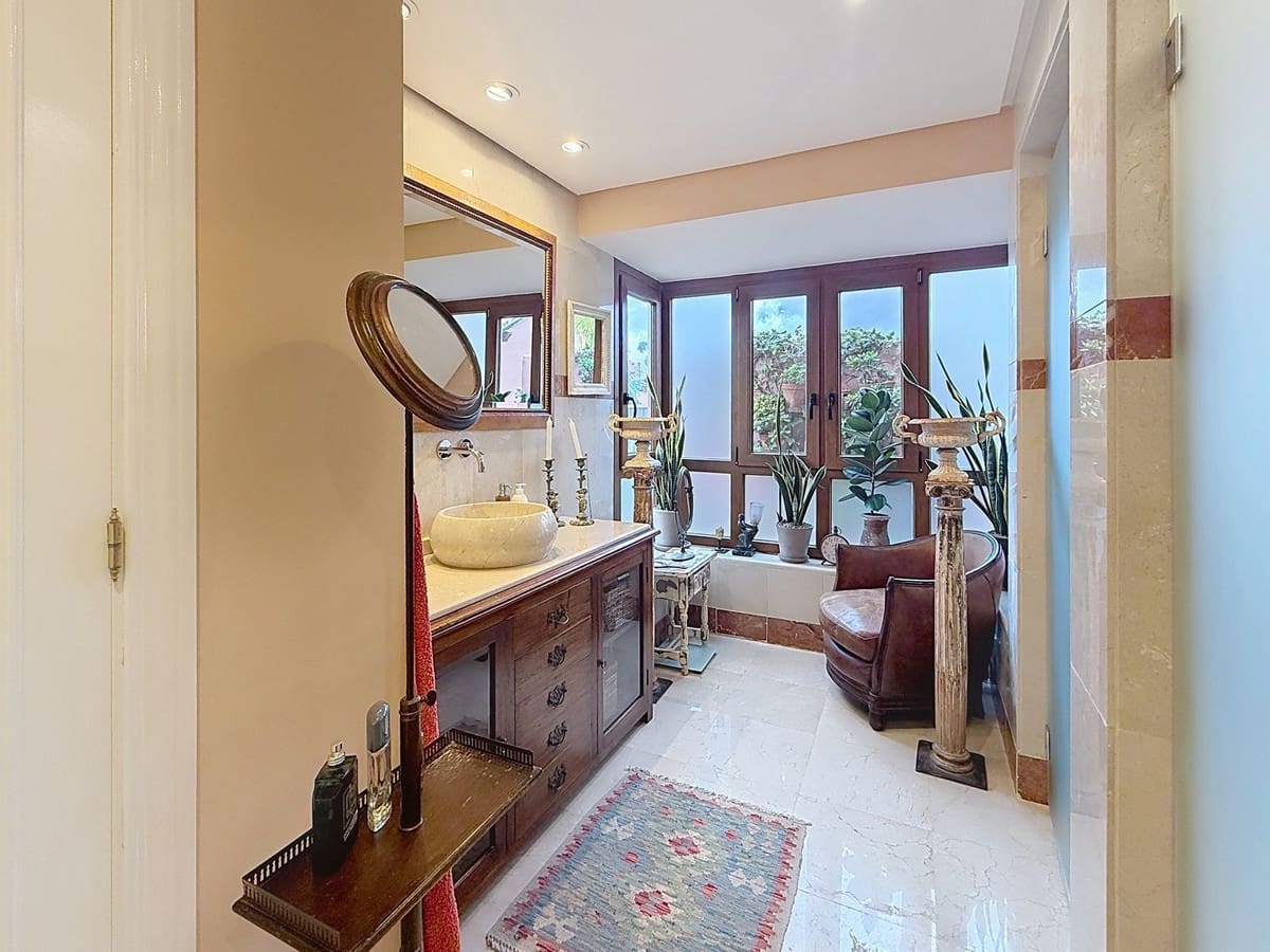 Ático de 3 habitaciones en Costalita en venta con piscina garaje - 1.799.000 € (Ref: 9699191)