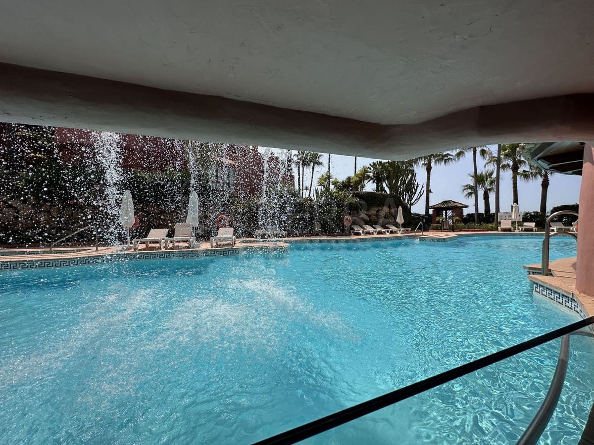 3 bedroom Penthouse for sale in Costalita with pool garage - € 1,799,000 (Ref: 9699191)