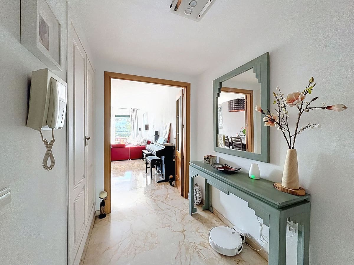 2 sypialnia Apartament na sprzedaż w New Golden Mile z basenem garażem - 315 000 € (Ref: 9699193)