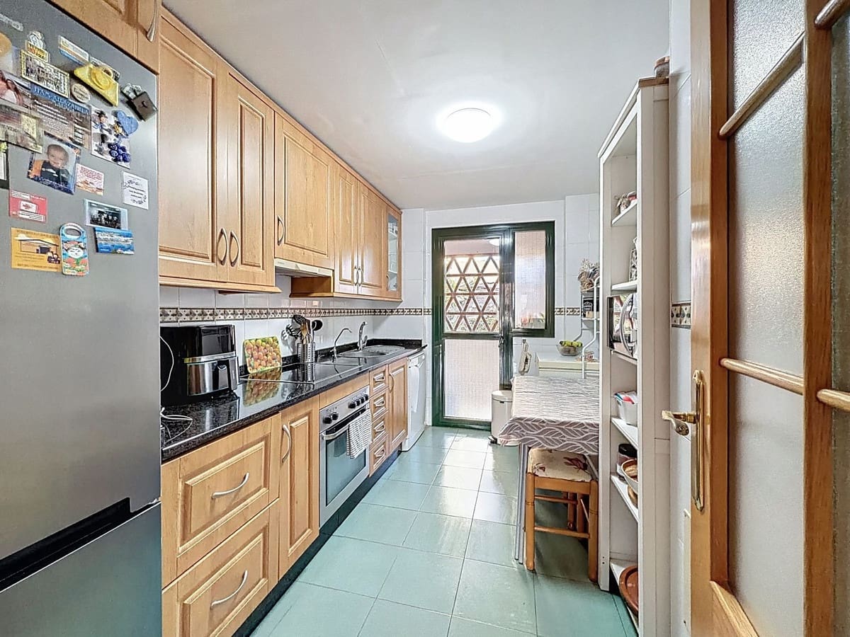 2 sypialnia Apartament na sprzedaż w New Golden Mile z basenem garażem - 315 000 € (Ref: 9699193)