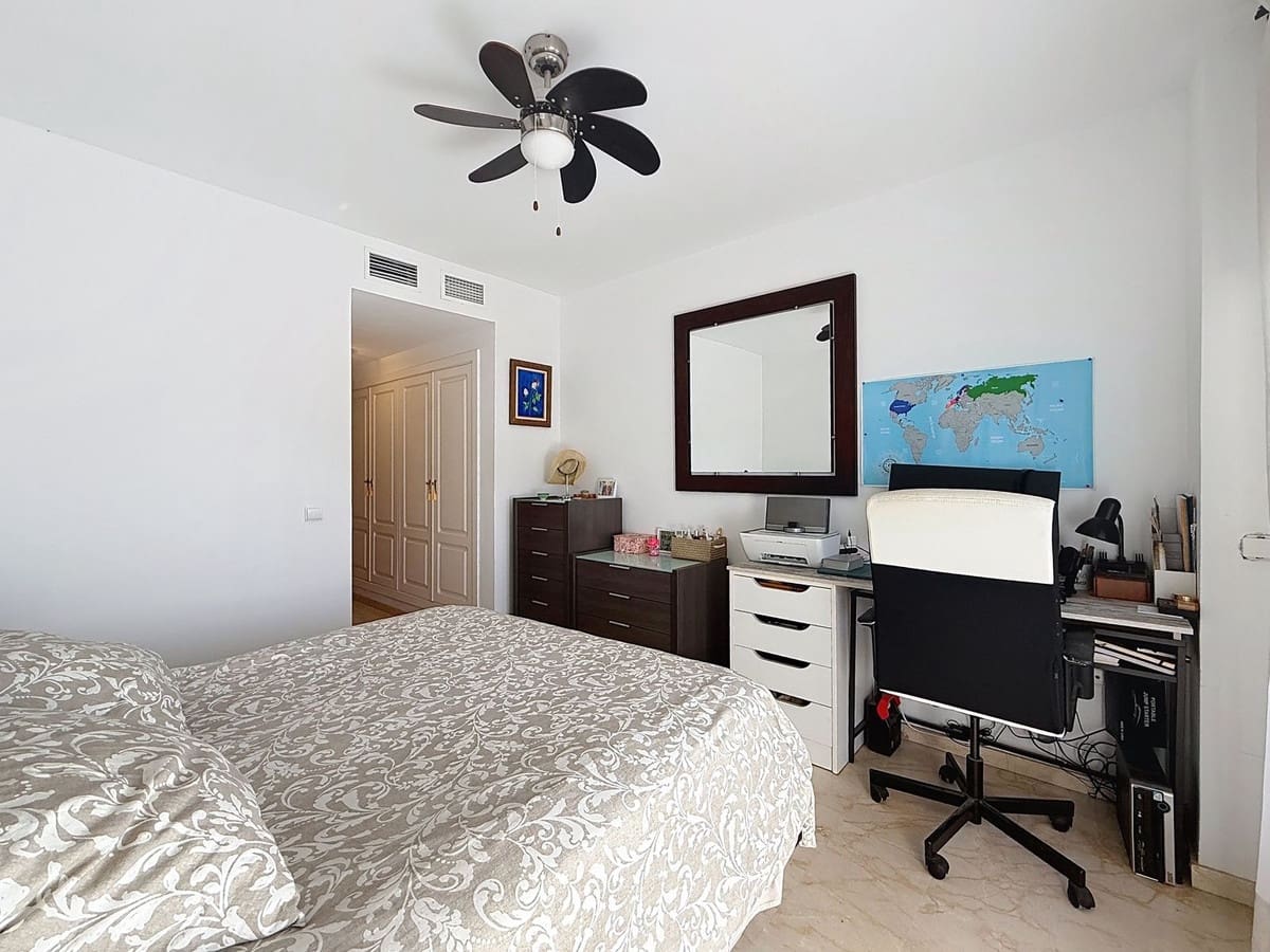 2 sypialnia Apartament na sprzedaż w New Golden Mile z basenem garażem - 315 000 € (Ref: 9699193)