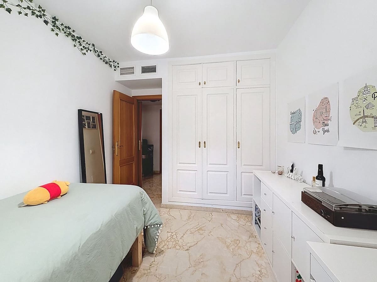 2 bedroom Apartment for sale in New Golden Mile with pool garage - € 315,000 (Ref: 9699193)