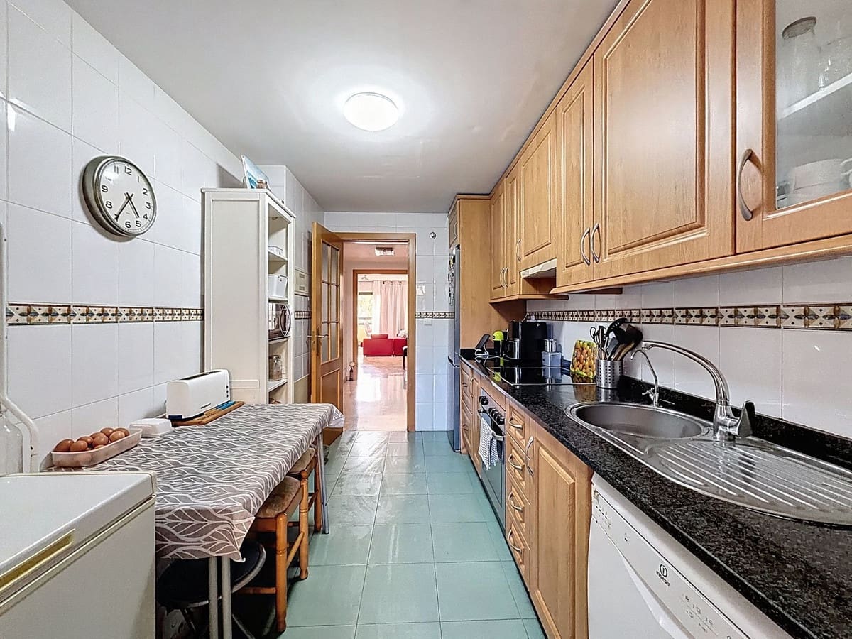 2 bedroom Apartment for sale in New Golden Mile with pool garage - € 315,000 (Ref: 9699193)