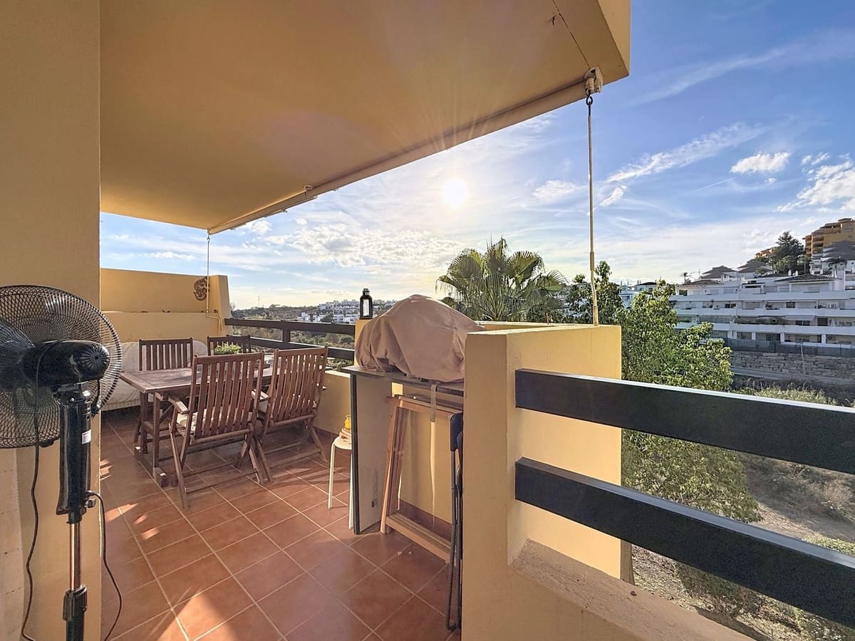 2 bedroom Apartment for sale in New Golden Mile with pool garage - € 315,000 (Ref: 9699193)