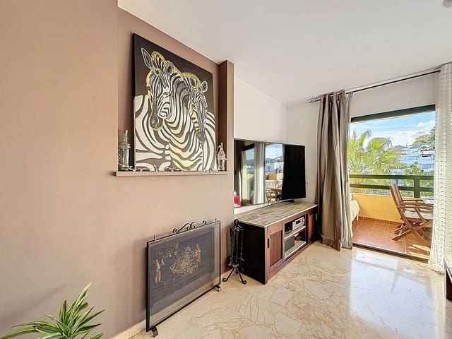 2 Zimmer Apartment zu verkaufen in La Concha - Resina Golf, Estepona mit Pool Garage - 315.000 € (Ref: 9699193)