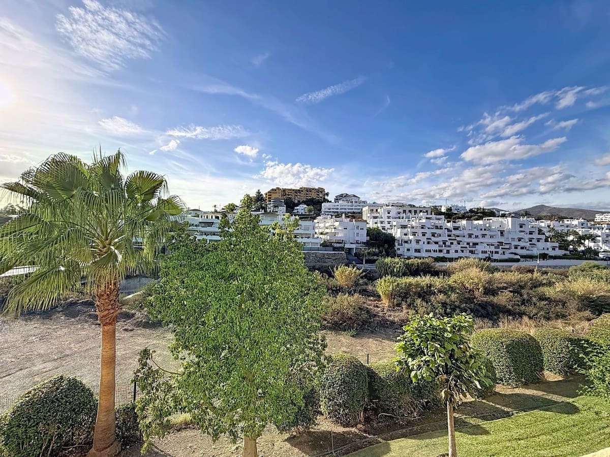 2 bedroom Apartment for sale in New Golden Mile with pool garage - € 315,000 (Ref: 9699193)