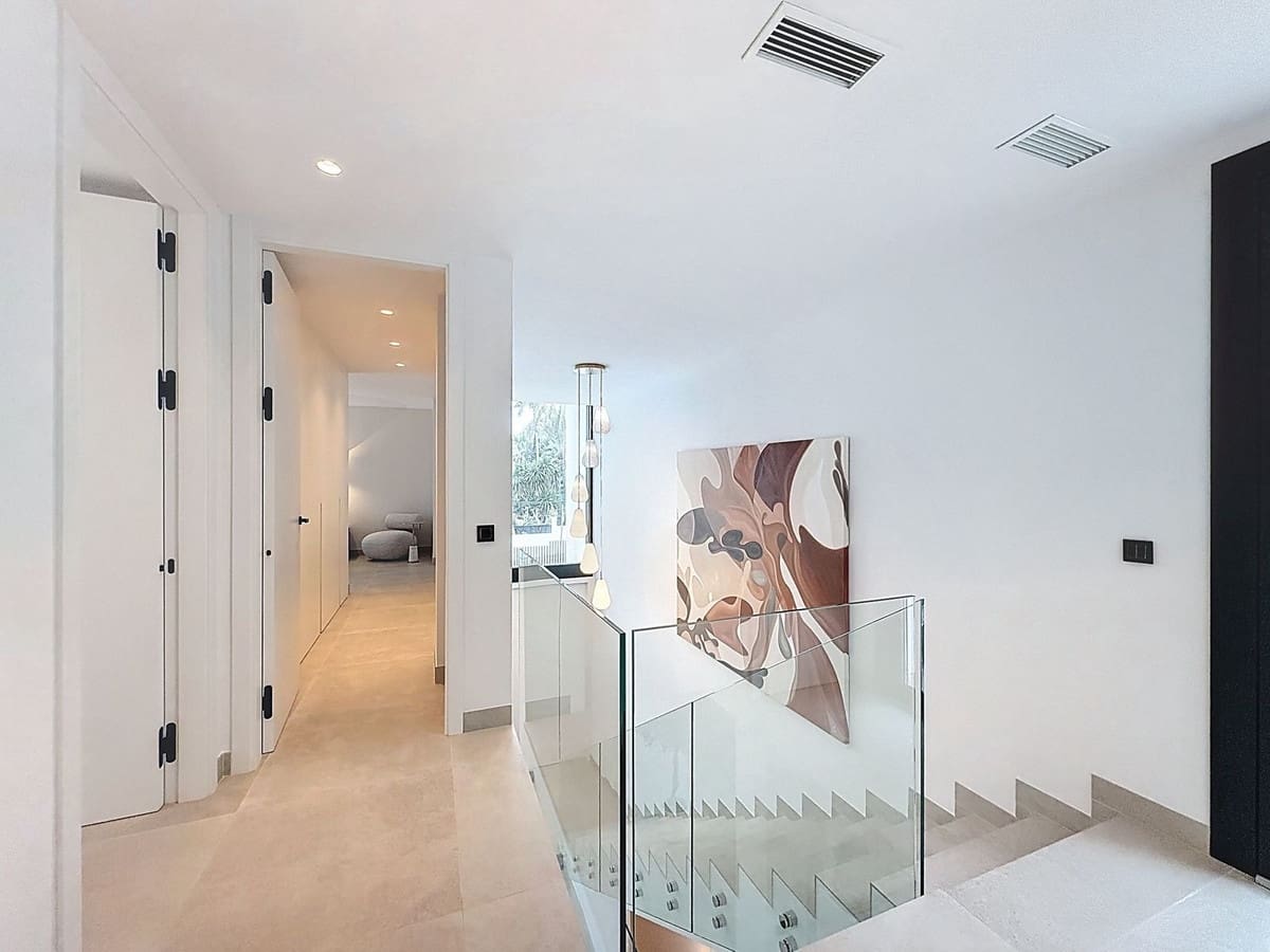 Chalet de 5 habitaciones en Marbella en venta con piscina garaje - 4.600.000 € (Ref: 9699194)