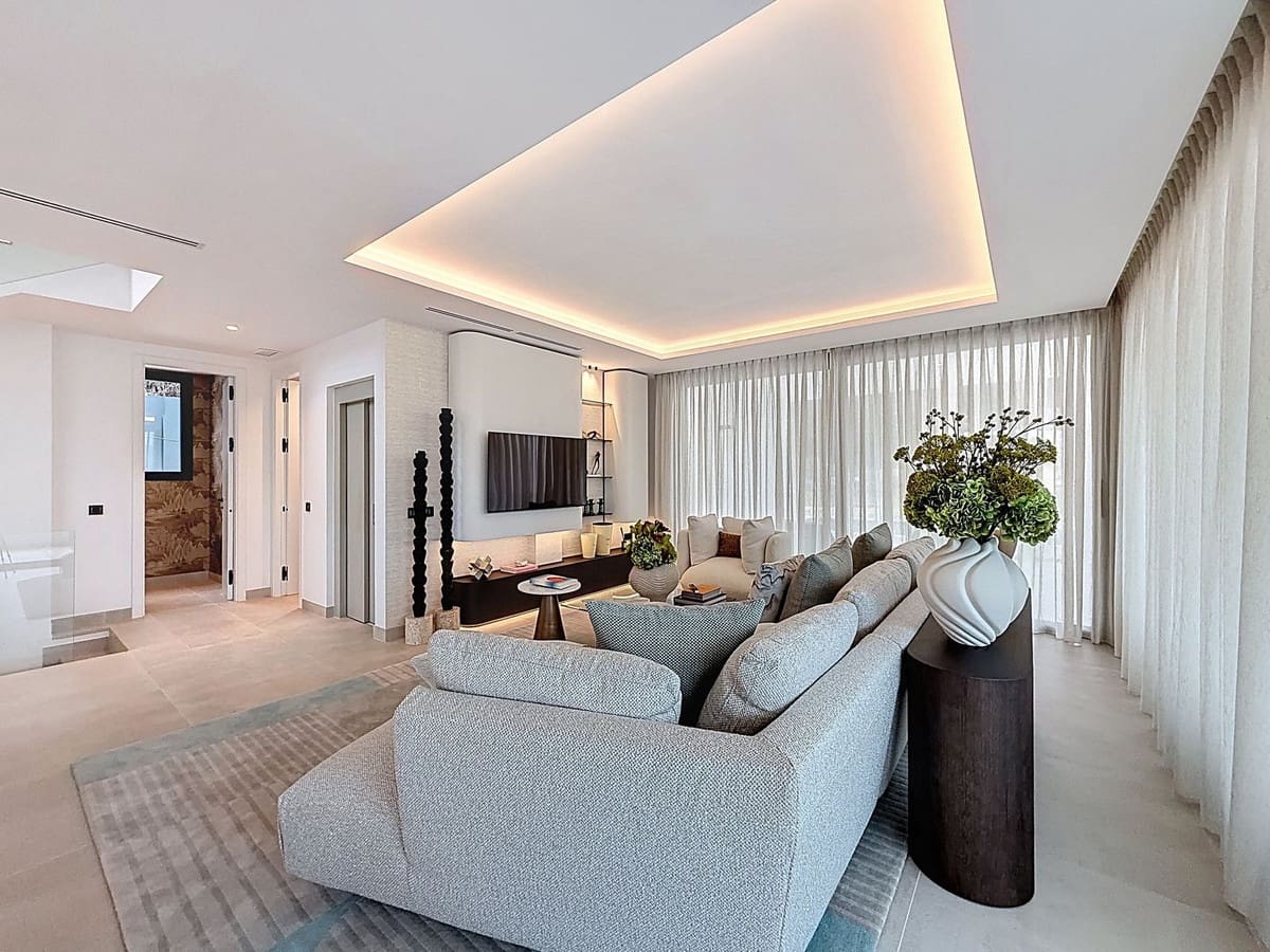 Chalet de 5 habitaciones en Marbella en venta con piscina garaje - 4.600.000 € (Ref: 9699194)