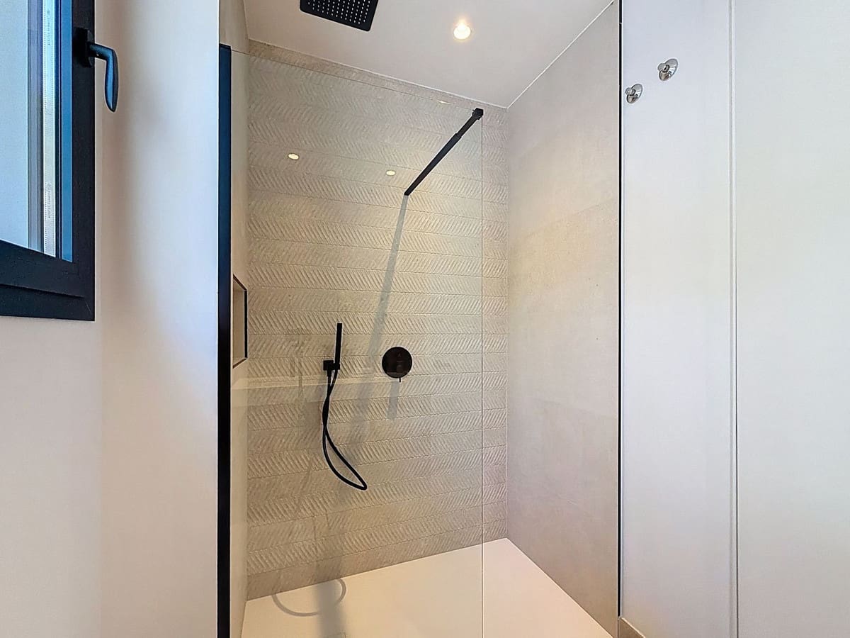 Chalet de 5 habitaciones en Marbella en venta con piscina garaje - 4.600.000 € (Ref: 9699194)