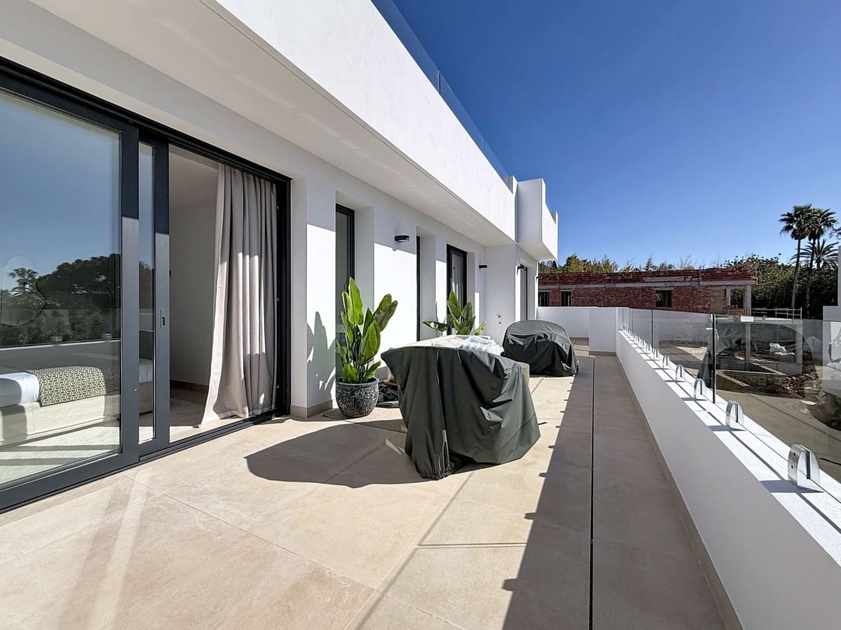 Chalet de 5 habitaciones en Marbella en venta con piscina garaje - 4.600.000 € (Ref: 9699194)