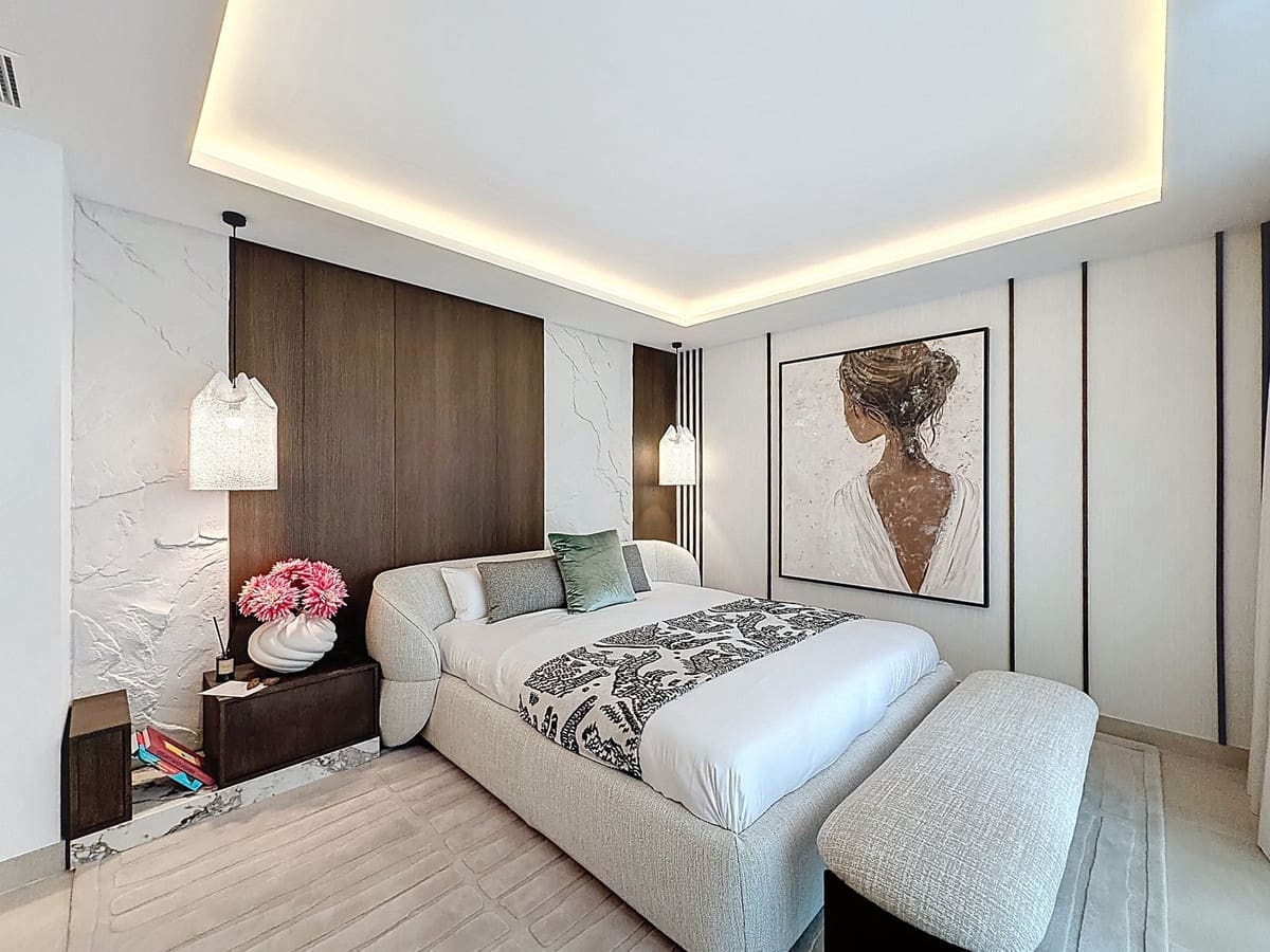 5 bedroom Villa for sale in Marbella with pool garage - € 4,600,000 (Ref: 9699194)