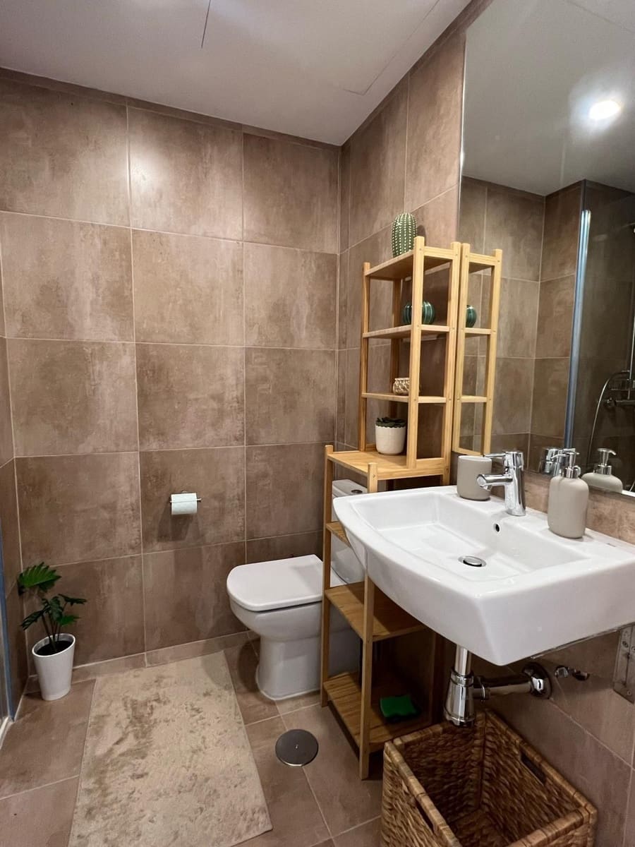 2 bedroom Apartment for sale in Estepona with pool garage - € 349,000 (Ref: 9699196)