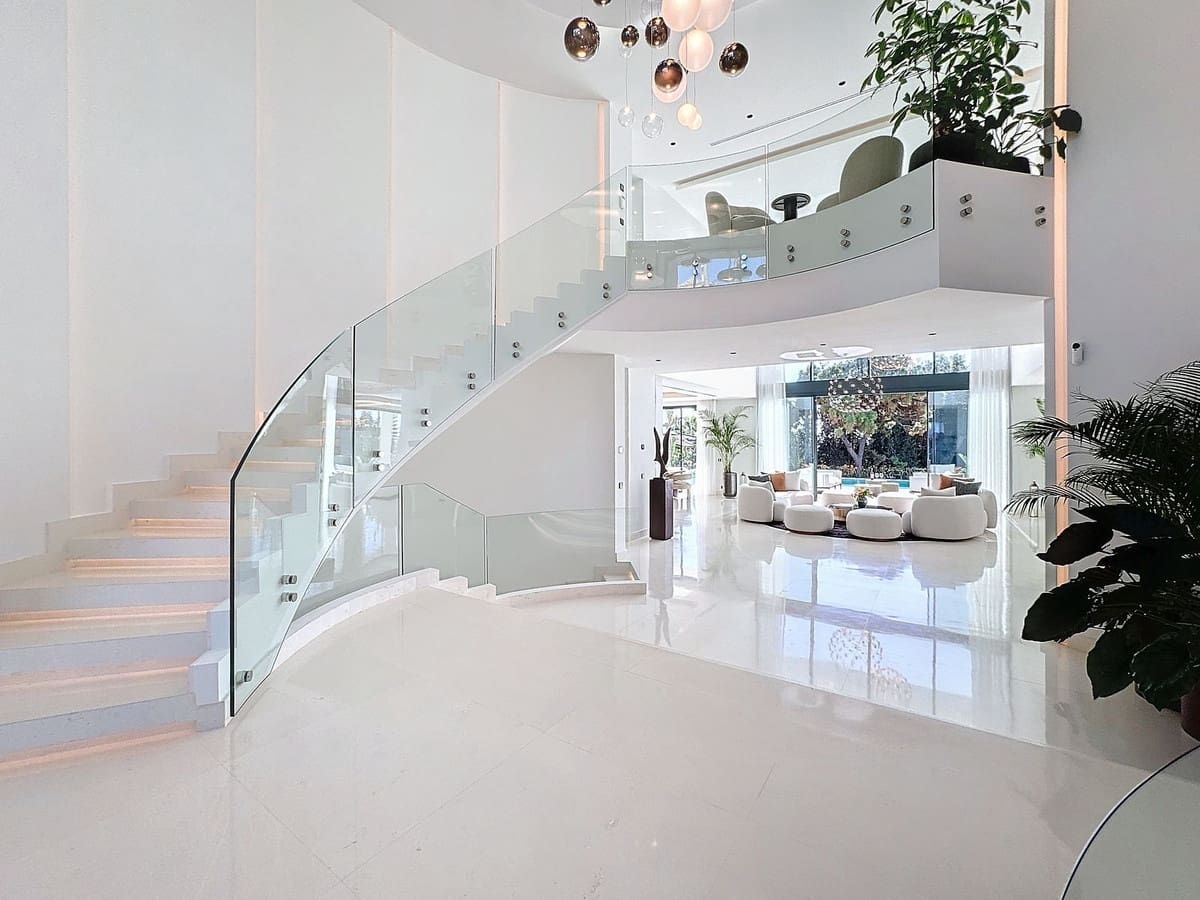 Chalet de 6 habitaciones en Golden Mile en venta con piscina garaje - 10.970.000 € (Ref: 9699197)