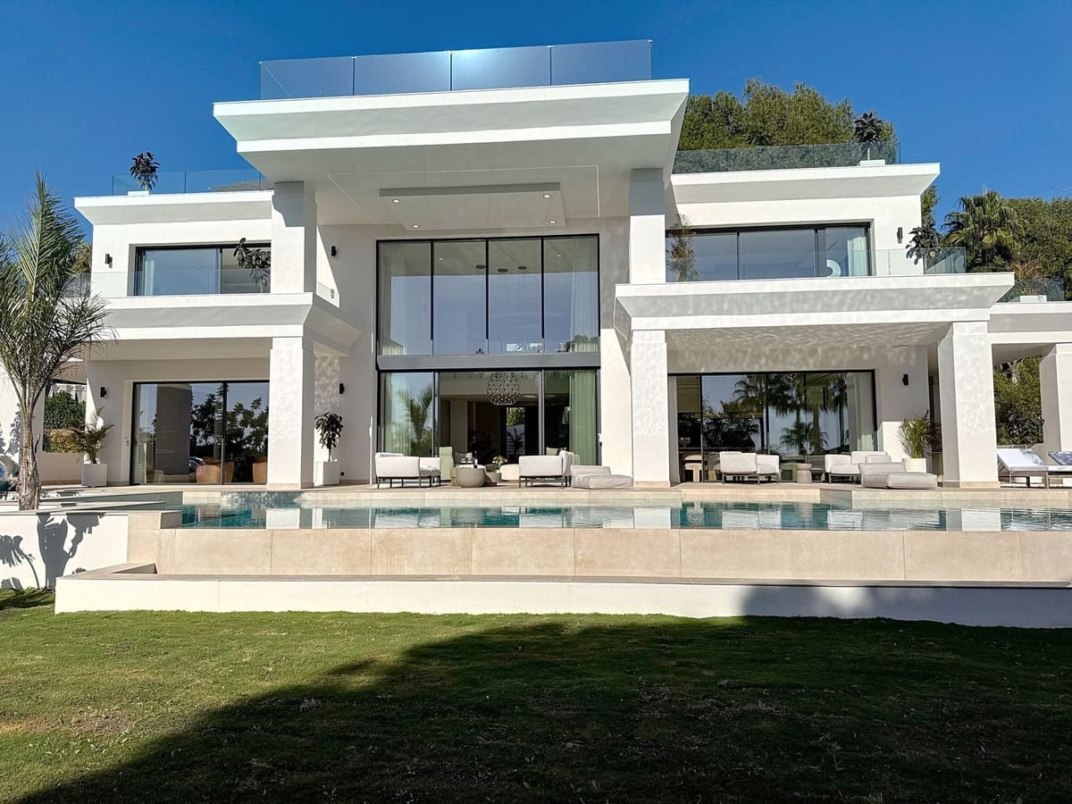 Chalet de 6 habitaciones en Golden Mile en venta con piscina garaje - 10.970.000 € (Ref: 9699197)