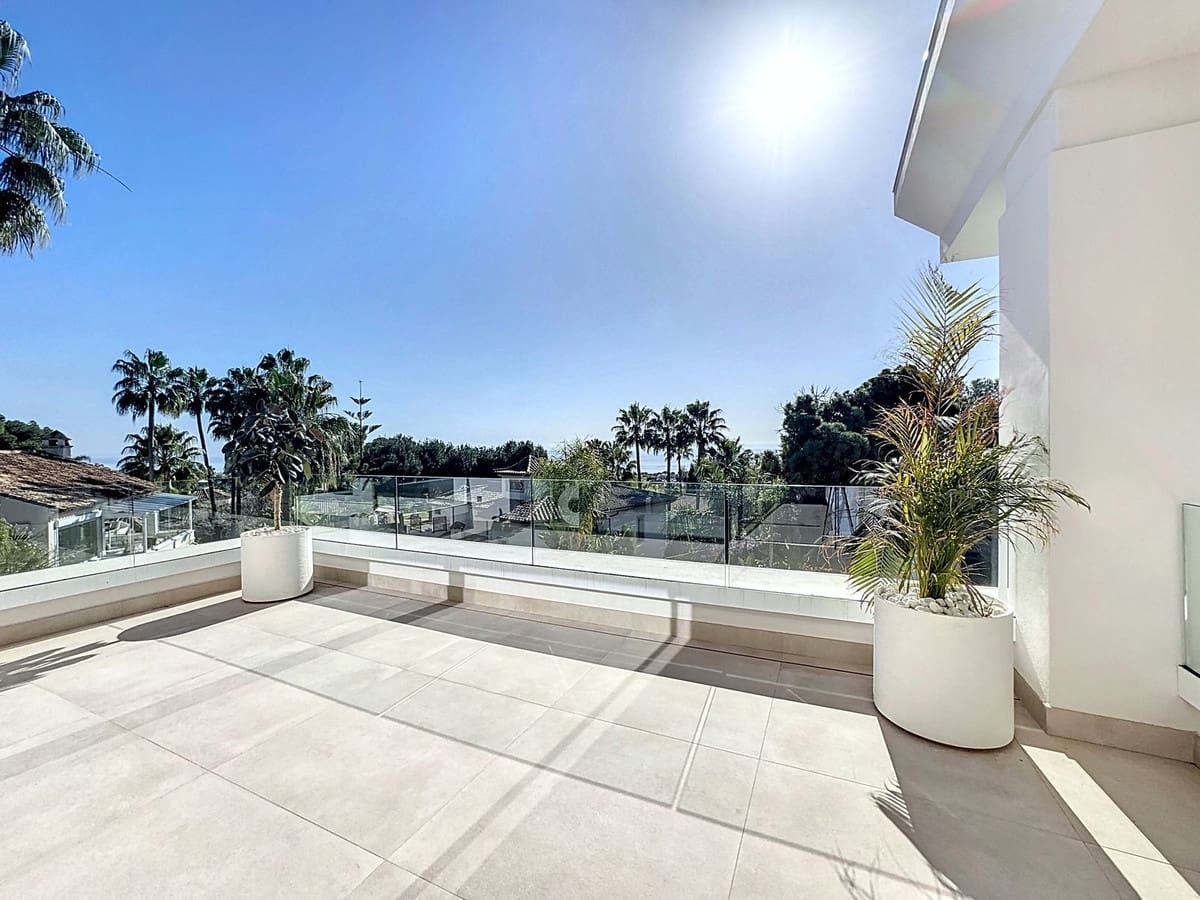 Chalet de 6 habitaciones en Golden Mile en venta con piscina garaje - 10.970.000 € (Ref: 9699197)