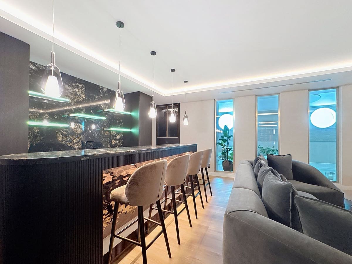 Chalet de 6 habitaciones en Golden Mile en venta con piscina garaje - 10.970.000 € (Ref: 9699197)