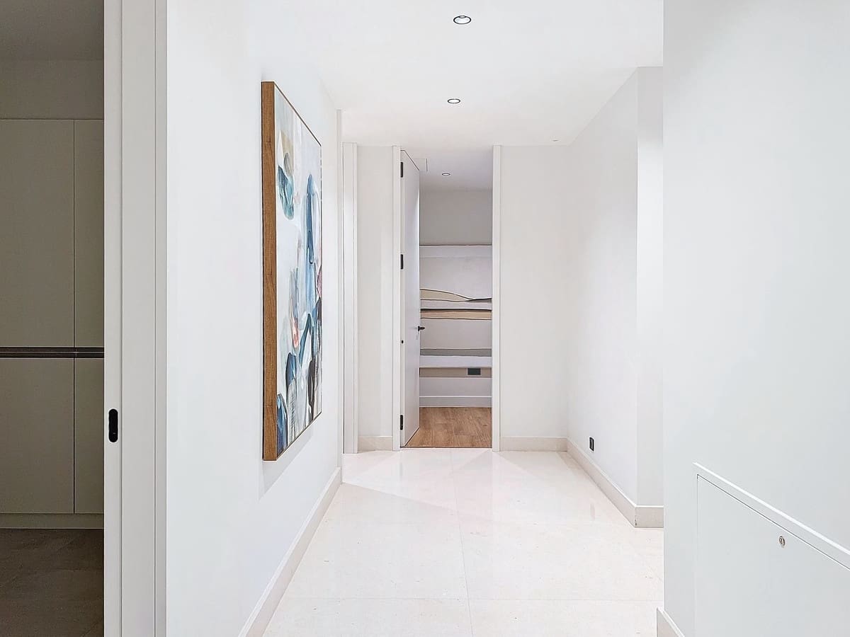 6 chambre Villa/Maison à vendre à Golden Mile avec piscine garage - 10 970 000 € (Ref: 9699197)