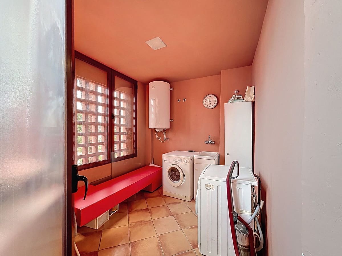 3 camera da letto Appartamento sulla Spiaggia in vendita in Costalita con piscina garage - 1.075.000 € (Rif: 9699198)