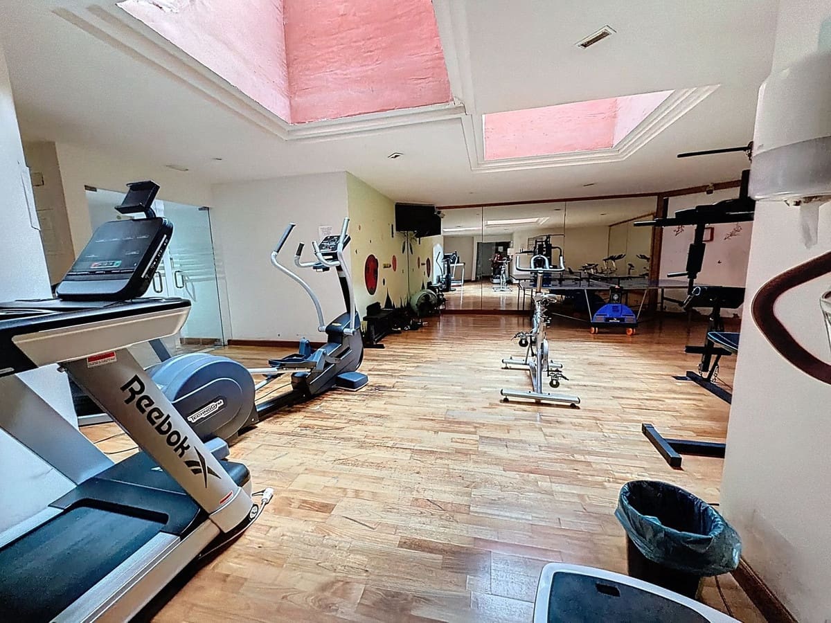 3 bedroom Beach Apartment for sale in Costalita with pool garage - € 1,075,000 (Ref: 9699198)