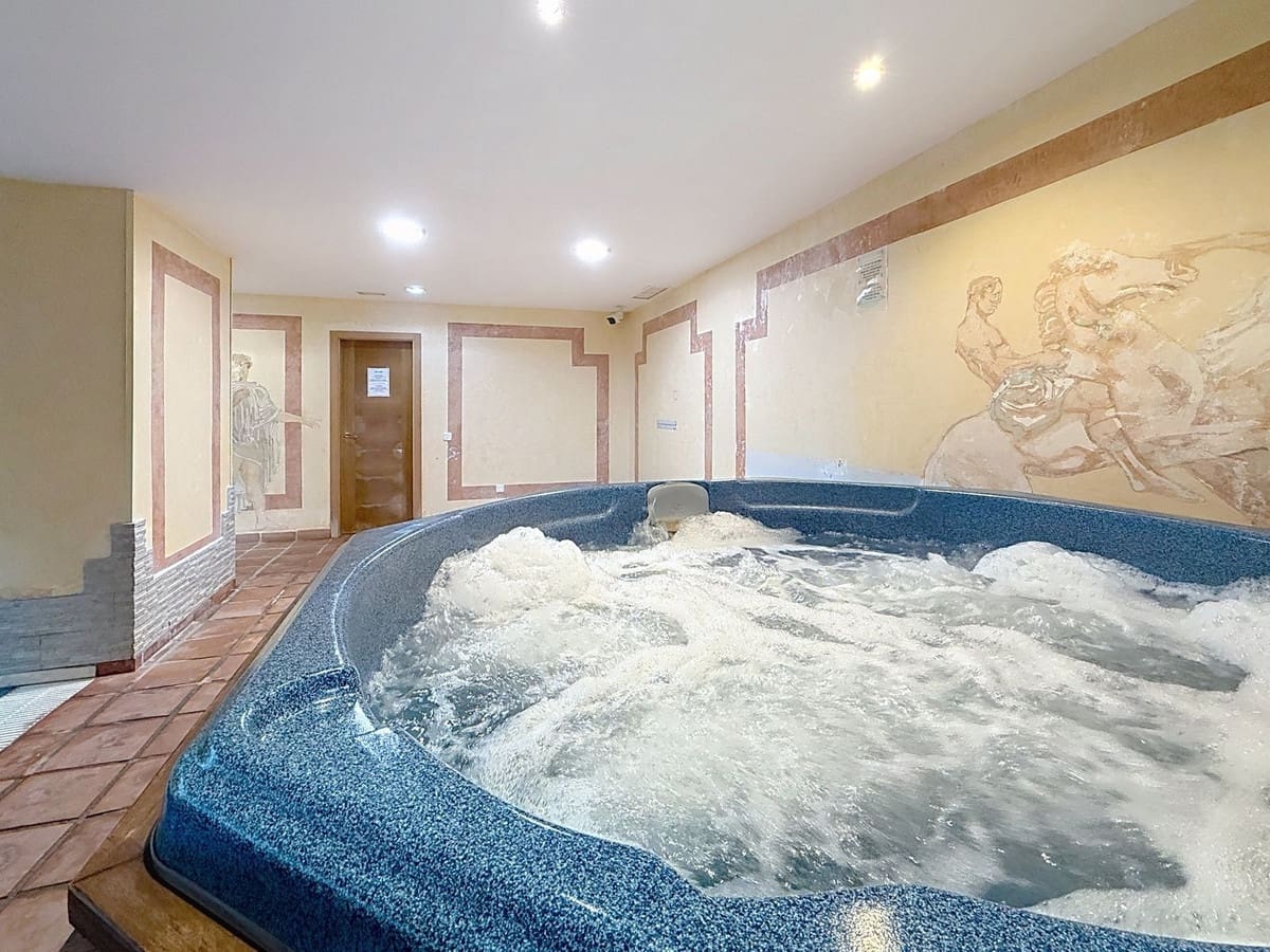 3 bedroom Beach Apartment for sale in Costalita with pool garage - € 1,075,000 (Ref: 9699198)