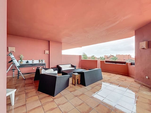 Apartamento Playa de 3 habitaciones en Costalita, Estepona en venta con piscina garaje - 1.075.000 € (Ref: 9699198)