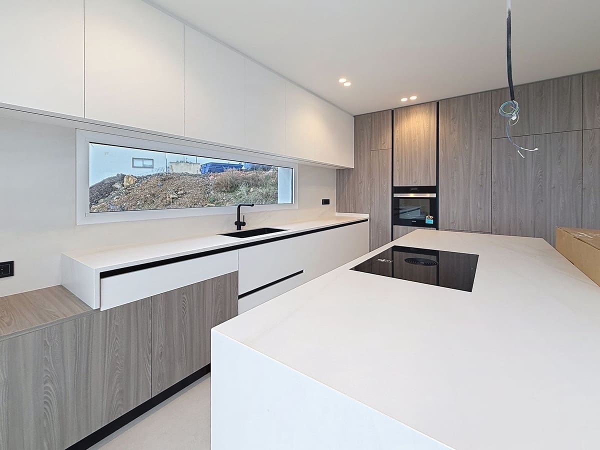 4 bedroom Villa for sale in Casares with pool - € 2,100,000 (Ref: 9699200)