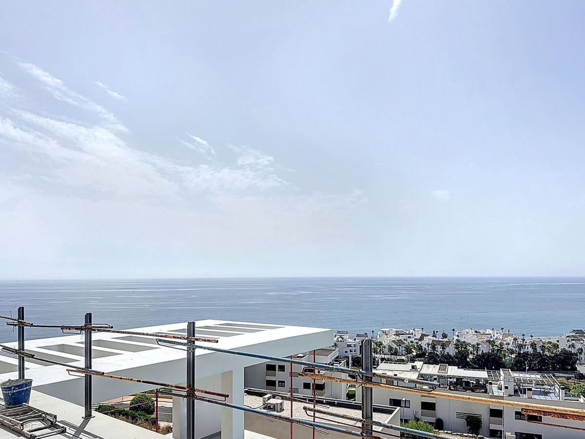 4 bedroom Villa for sale in Casares with pool - € 2,100,000 (Ref: 9699200)