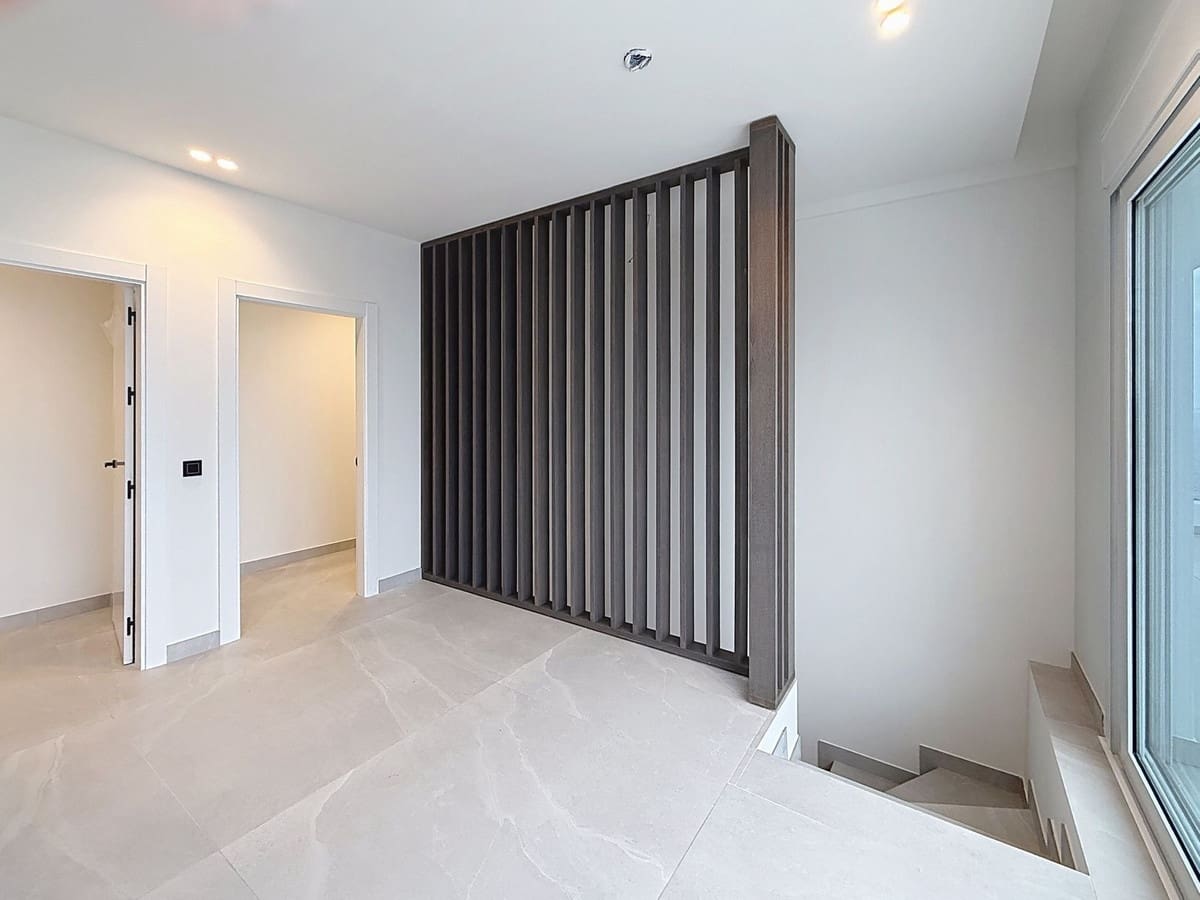 4 bedroom Villa for sale in Casares with pool - € 2,100,000 (Ref: 9699200)