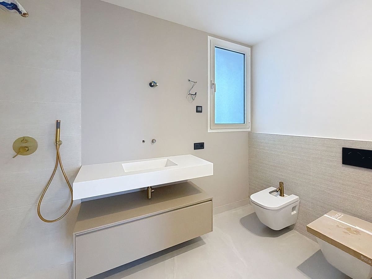 4 bedroom Villa for sale in Casares with pool - € 2,100,000 (Ref: 9699200)