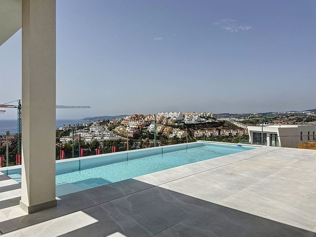 4 slaapkamer Villa te koop in Casares met zwembad - € 2.100.000 (Ref: 9699200)
