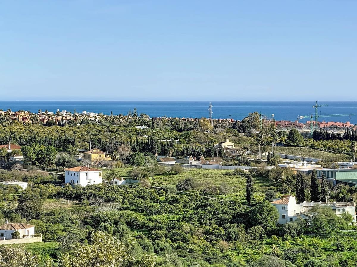 2 soveværelse Lejlighed til salg i New Golden Mile med swimmingpool garage - € 299.000 (Ref: 9699201)