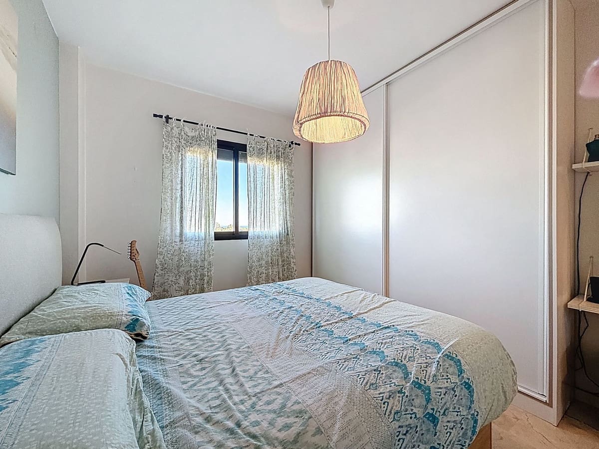 2 chambre Appartement à vendre à New Golden Mile avec piscine garage - 299 000 € (Ref: 9699201)