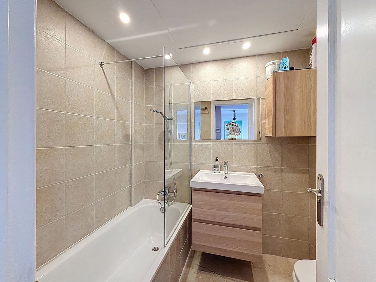 2 chambre Appartement à vendre à New Golden Mile avec piscine garage - 299 000 € (Ref: 9699201)