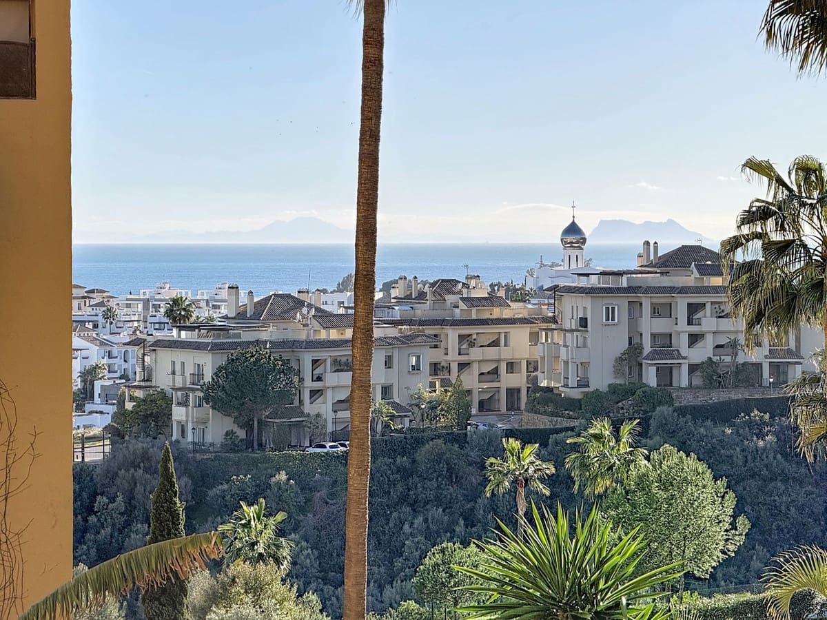 2 chambre Appartement à vendre à New Golden Mile avec piscine garage - 299 000 € (Ref: 9699201)