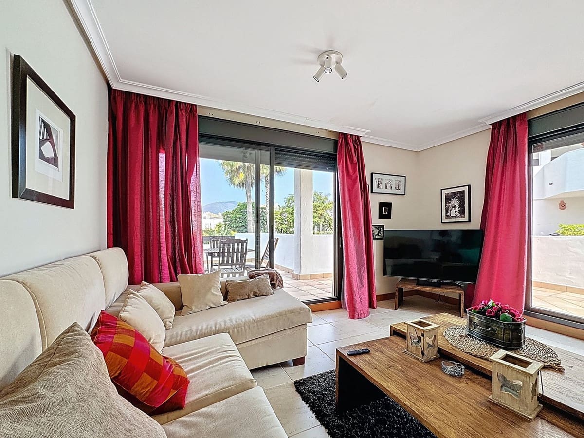 2 soveværelse Lejlighed til salg i Estepona med swimmingpool garage - € 439.000 (Ref: 9699202)