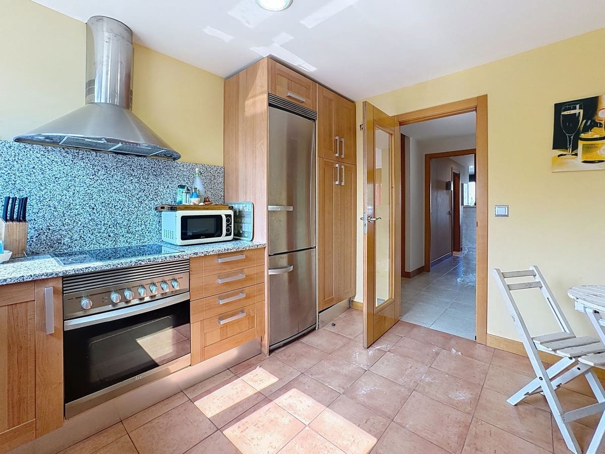 2 soveværelse Lejlighed til salg i Estepona med swimmingpool garage - € 439.000 (Ref: 9699202)