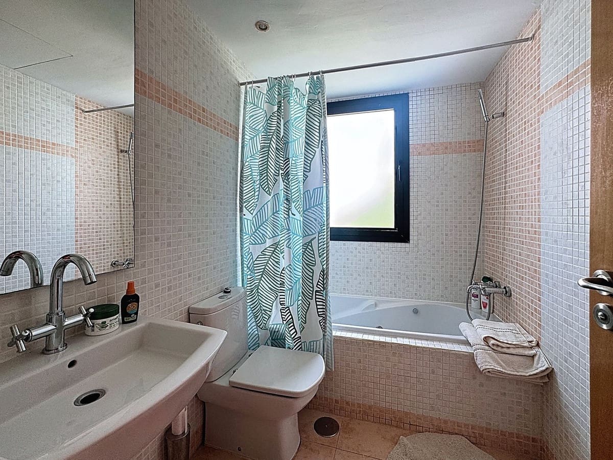 2 soveværelse Lejlighed til salg i Estepona med swimmingpool garage - € 439.000 (Ref: 9699202)