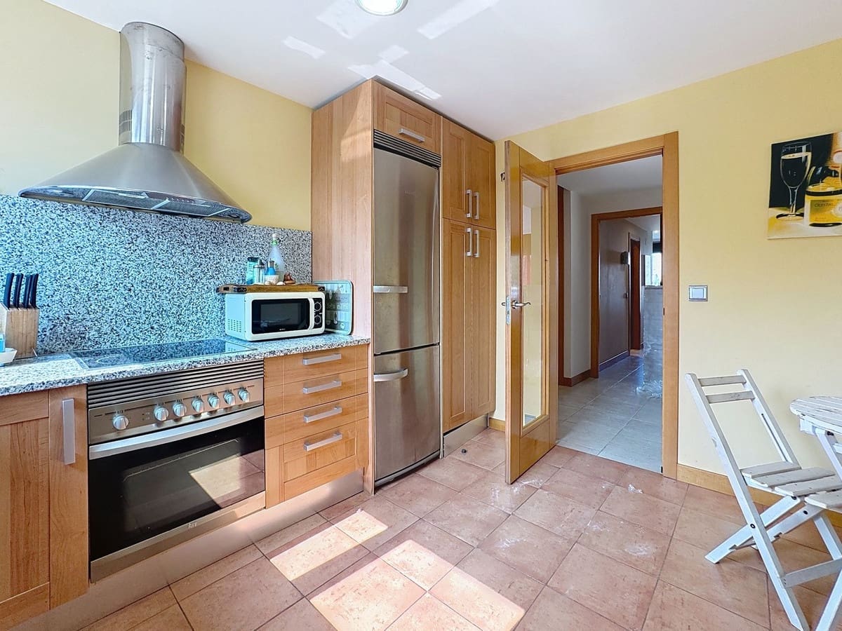 2 soveværelse Lejlighed til salg i Estepona med swimmingpool garage - € 419.000 (Ref: 9699202)