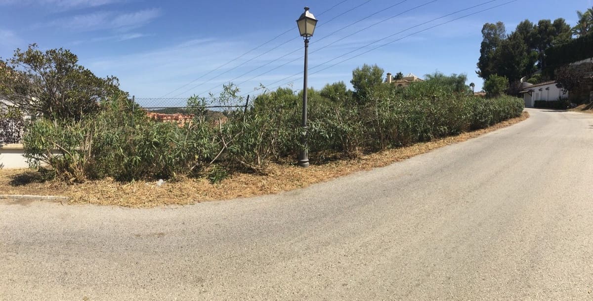 Terrain à Bâtir à vendre à Marbella - 440 000 € (Ref: 9699203)