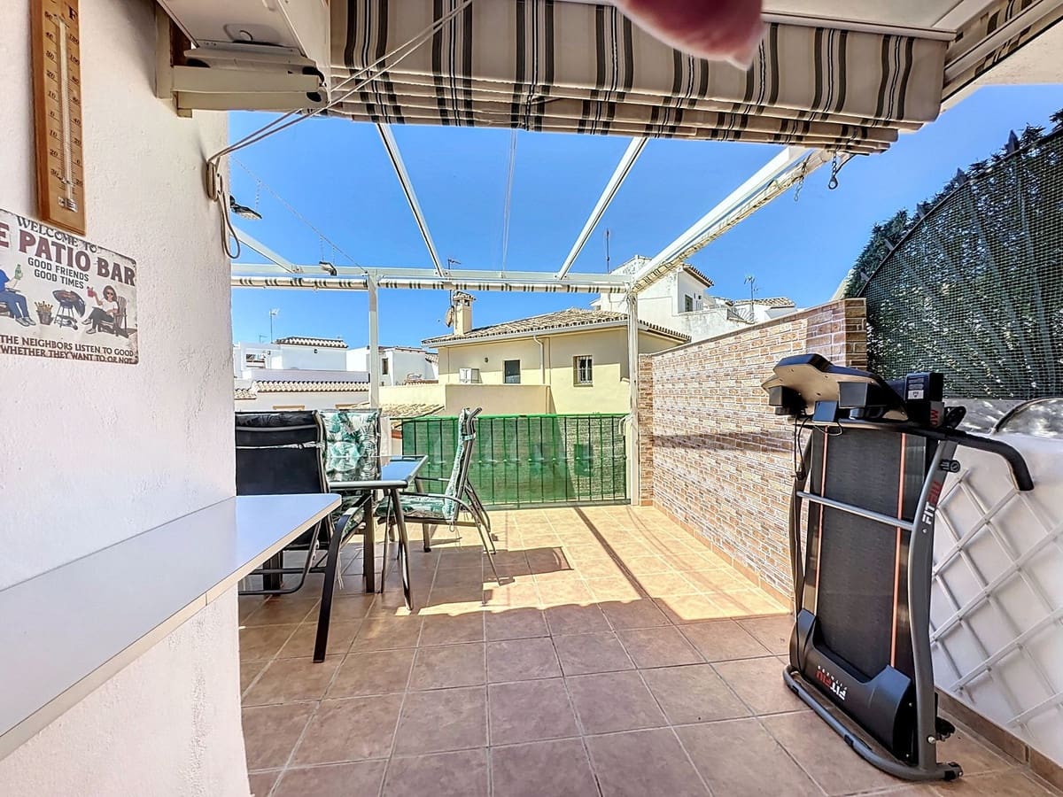 3 bedroom Townhouse for sale in Estepona - € 690,000 (Ref: 9699205)