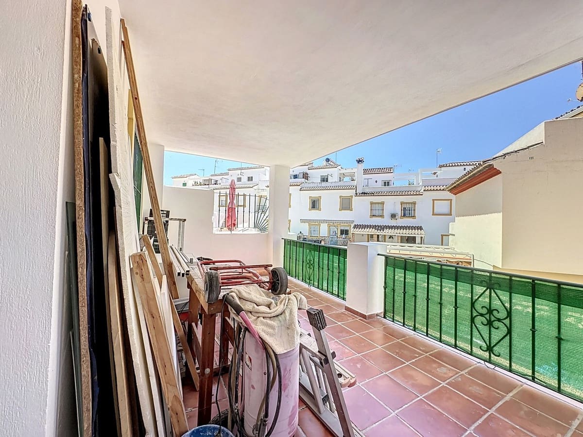 3 bedroom Townhouse for sale in Estepona - € 690,000 (Ref: 9699205)