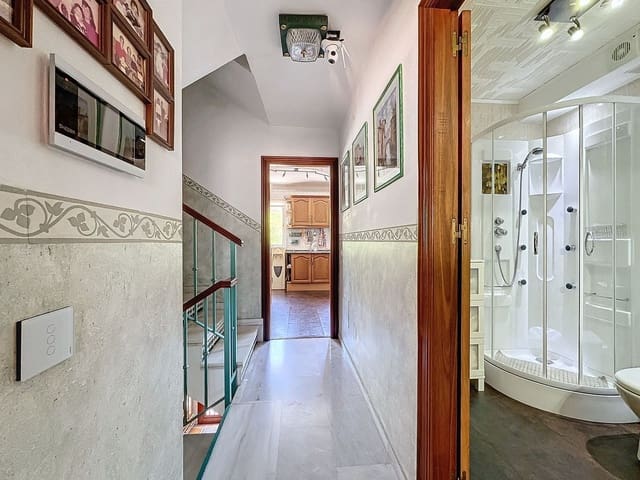 3 chambre Maison de Ville à vendre à Centro, Estepona - 690 000 € (Ref: 9699205)