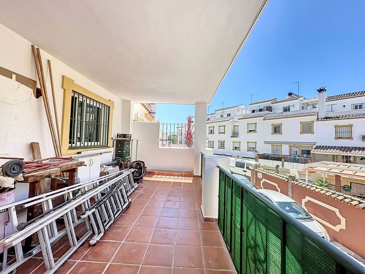3 Zimmer Haus zu verkaufen in Estepona - 690.000 € (Ref: 9699205)