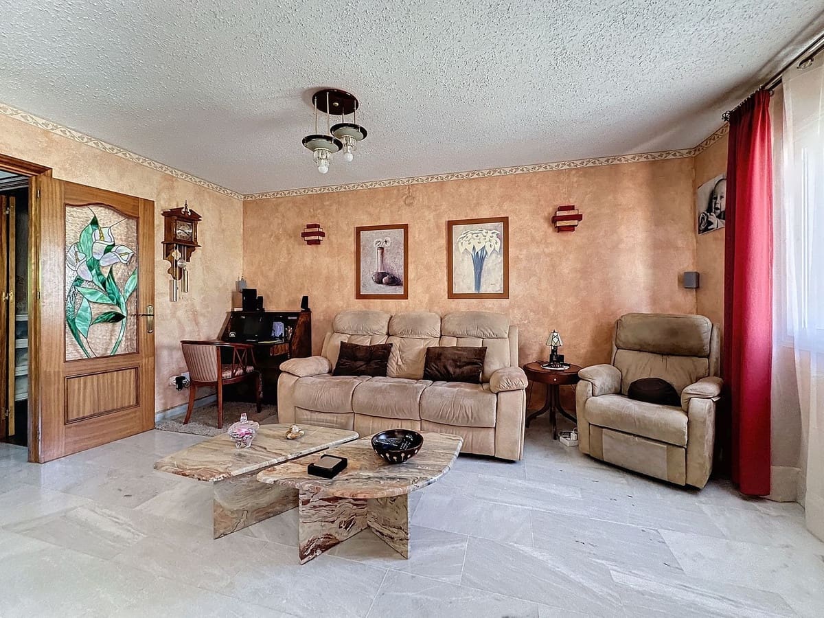 3 Zimmer Haus zu verkaufen in Estepona - 690.000 € (Ref: 9699205)