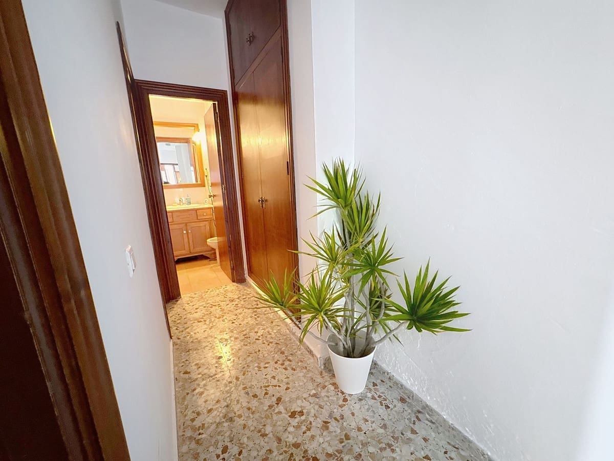 5 soveværelse Lejlighed til salg i Estepona - € 565.000 (Ref: 9699206)