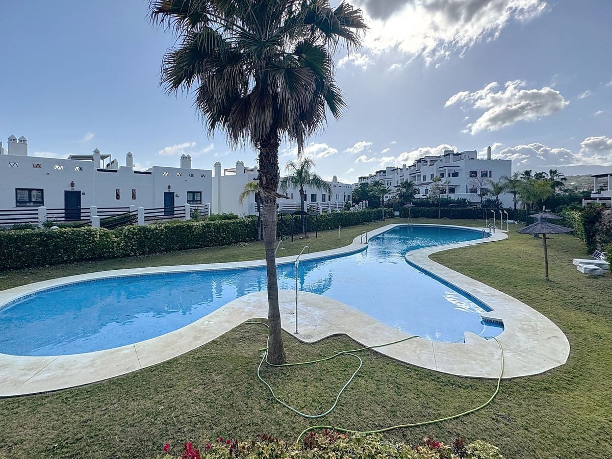 3 quarto Apartamento para venda em Estepona com piscina garagem - 485 000 € (Ref: 9699207)