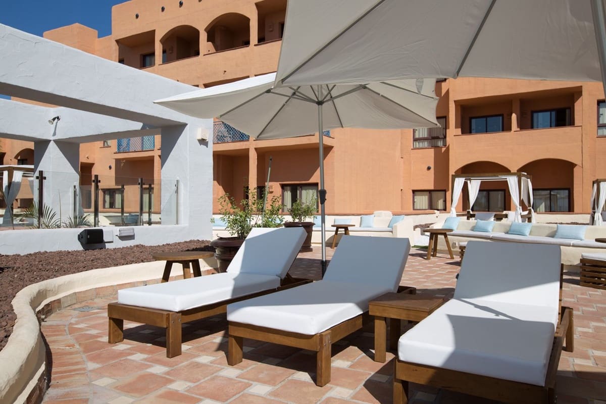 1 camera da letto Appartamento in vendita in New Golden Mile con piscina garage - 159.900 € (Rif: 9699208)