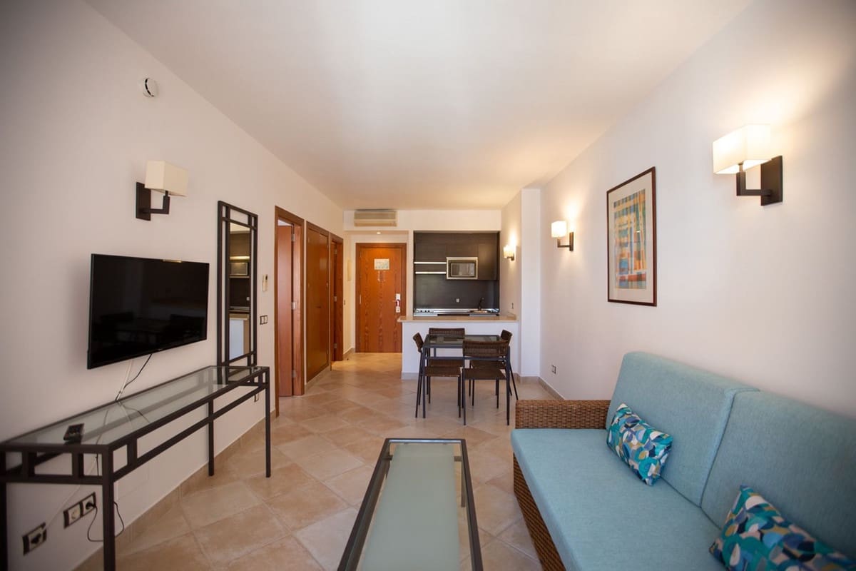 1 camera da letto Appartamento in vendita in New Golden Mile con piscina garage - 159.900 € (Rif: 9699208)